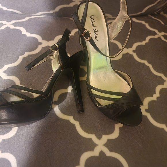 Shoes.. - Picture 11 of 12